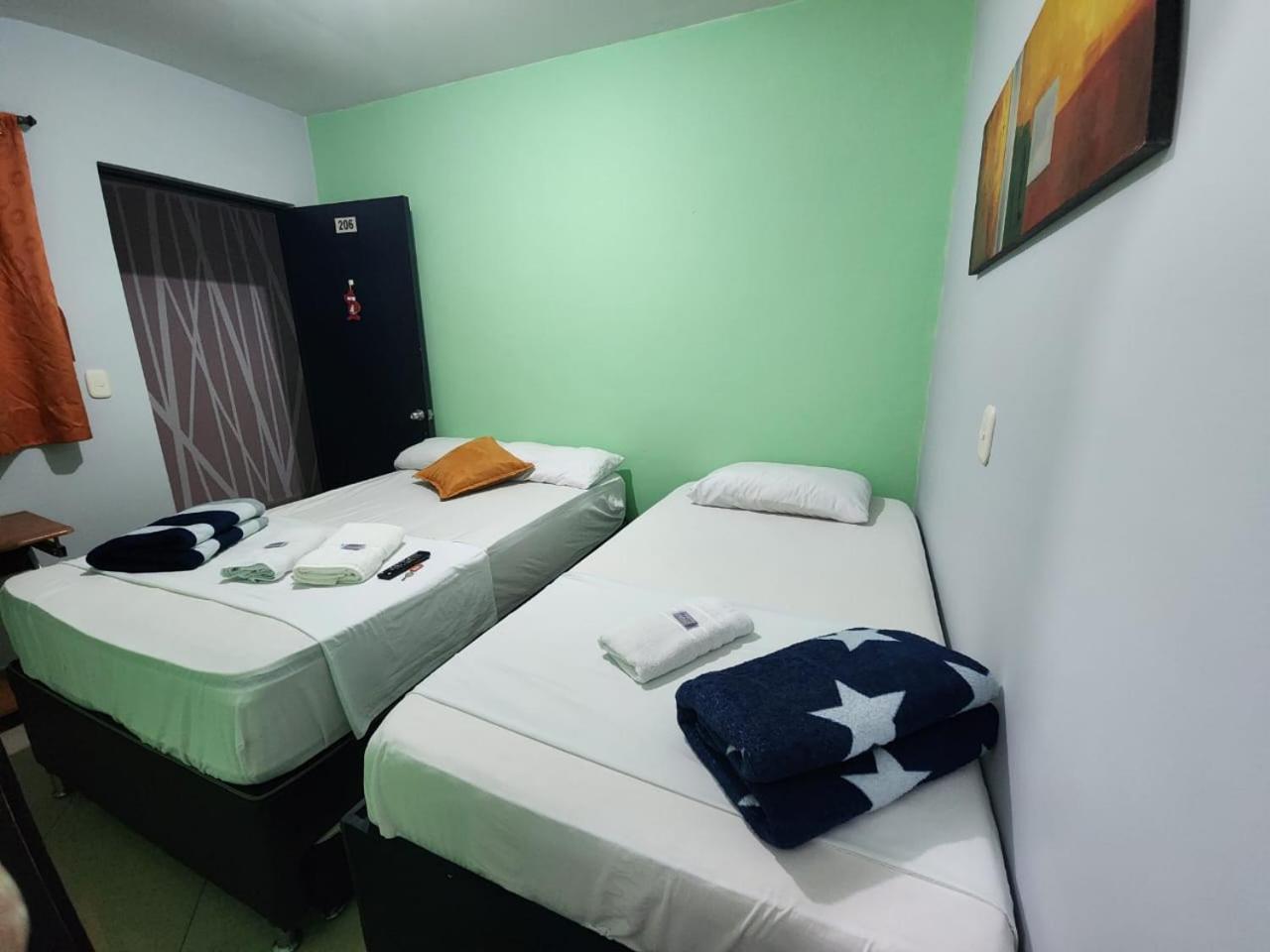Hotel Laureles Home Medellín Exterior foto